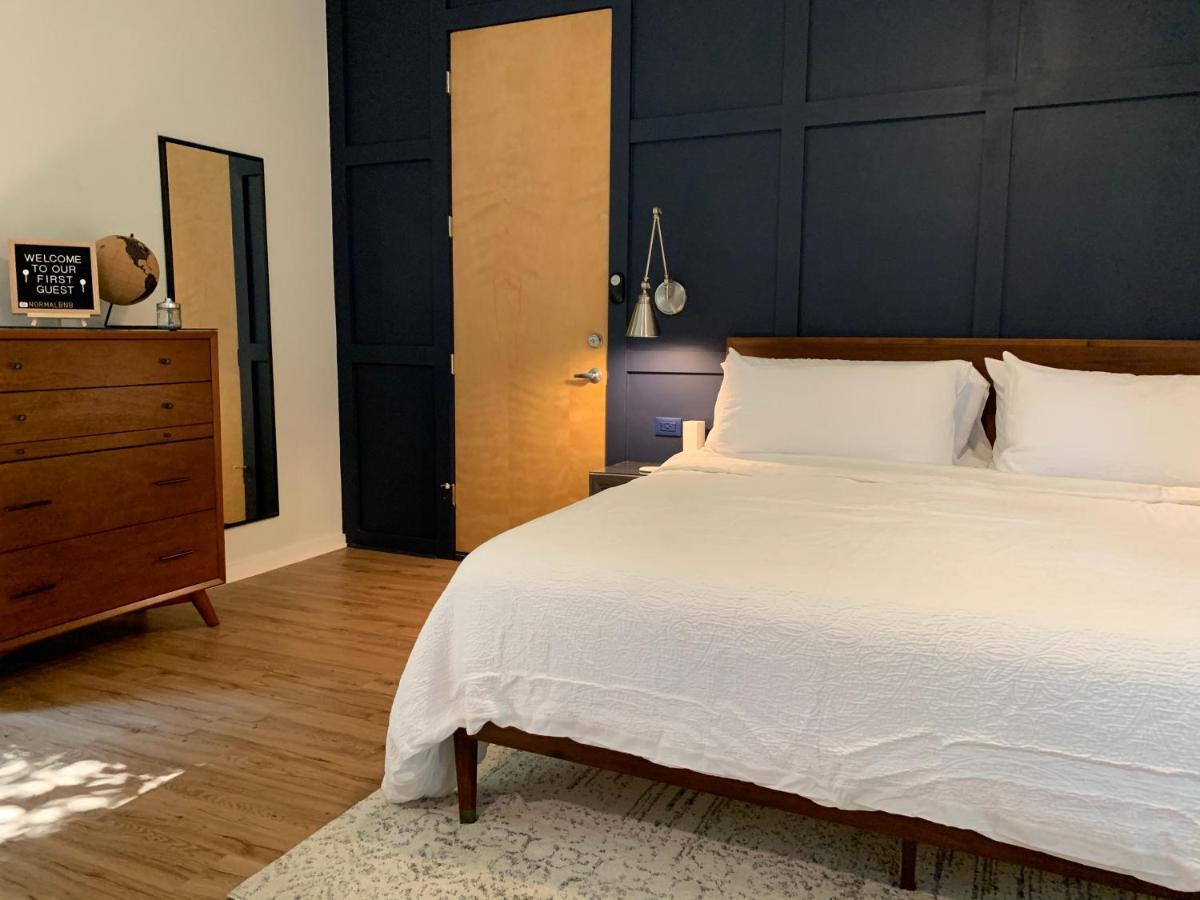 Normalbnb - 2 Blocks From Restaurants, Bars, Hospital Apartment *